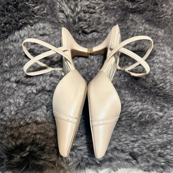 Easy Street Strappy Pointed Toe with Kitten Heels - Picture 4 of 7